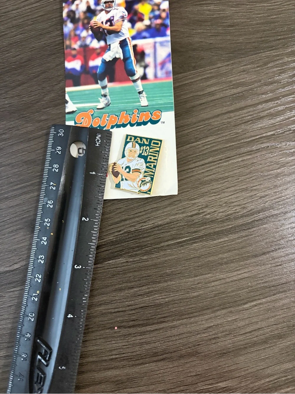 Dan Marino Dolphins Pin and Card